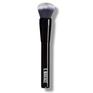 IL MAKIAGE Foundation Blending Brush- 5 star rating. NIB. Retails for 45